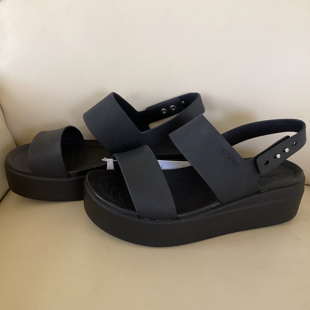 Crocs Brooklyn Low Wedge Sandals